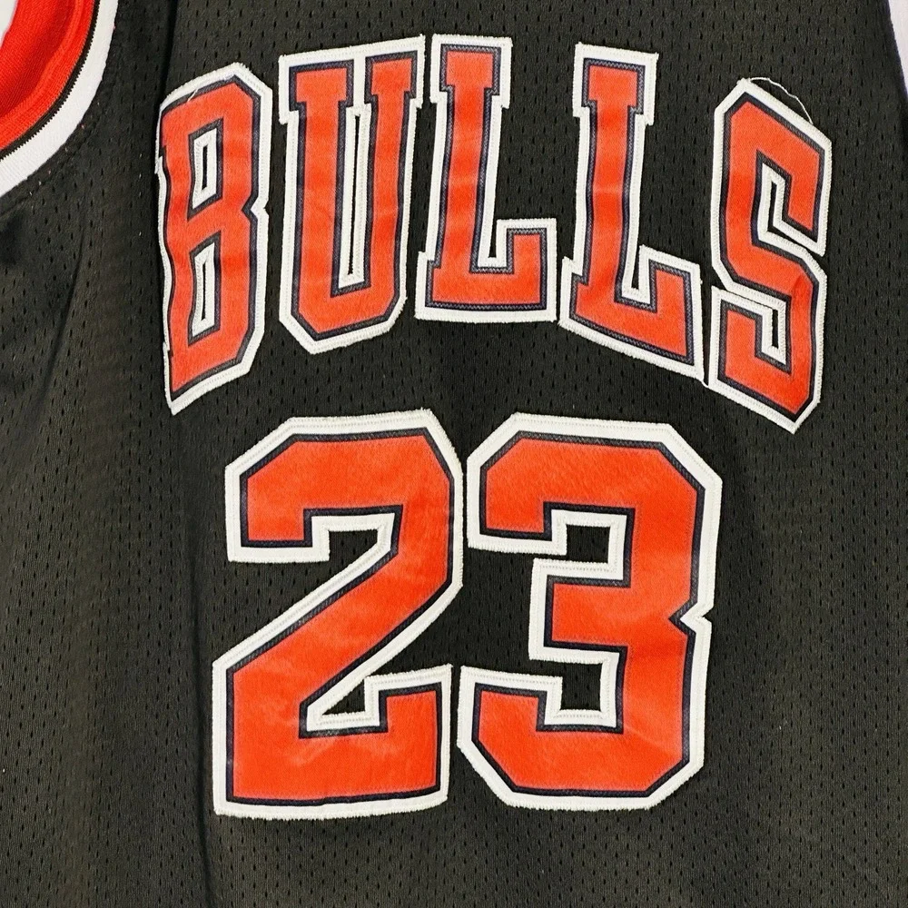 Vintage 90's Nike Chicago Bulls Jersey NBA Jordan #23 Men's Med EUC - Picture 3 of 8